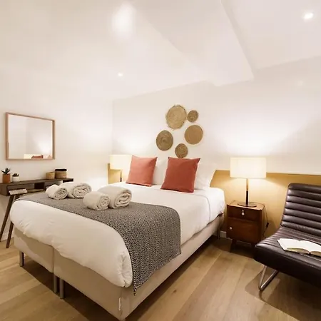 Appartement Charm With Patio