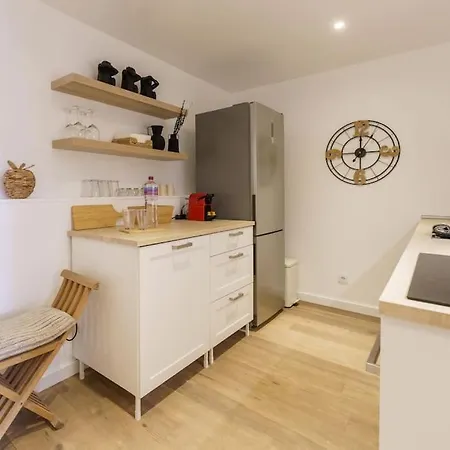 Charm With Patio Appartamento *