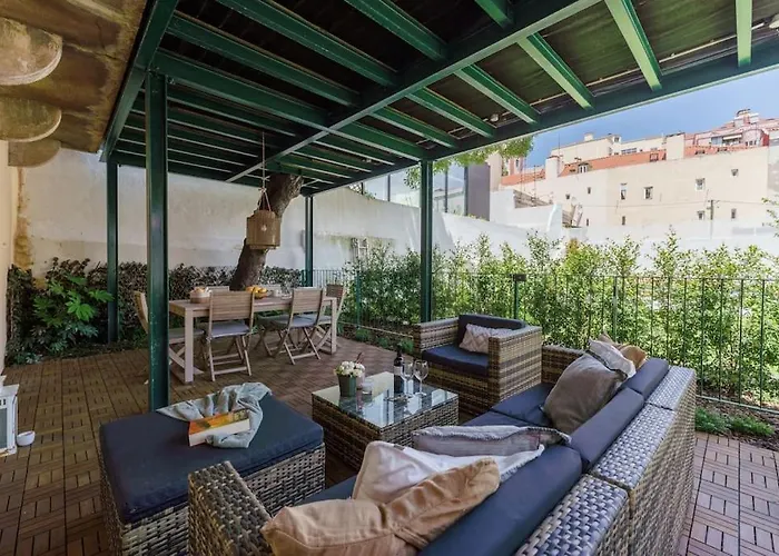 Charm With Patio * Lissabon