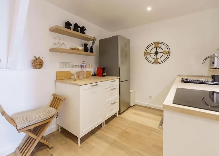 Charm With Patio Appartement *