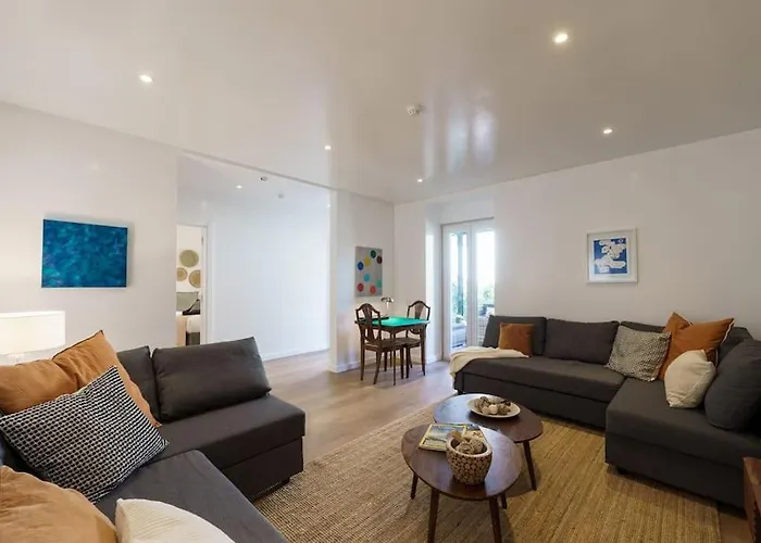 Appartement Charm With Patio Lissabon