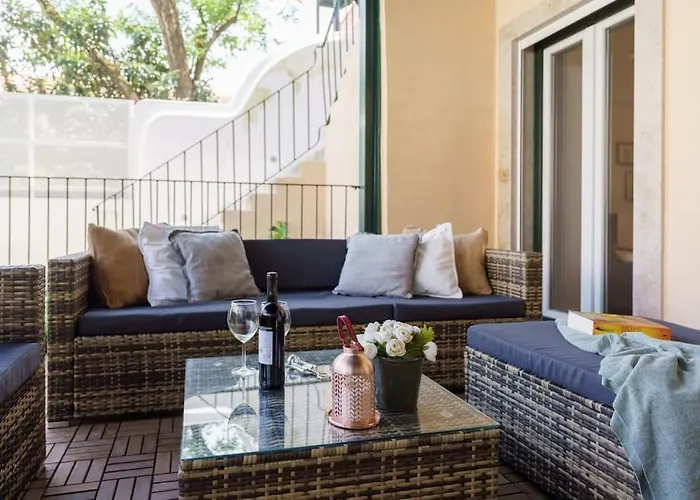 Charm With Patio Appartement *