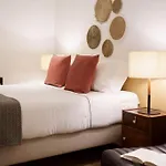 Διαμέρισμα Charm With Patio *