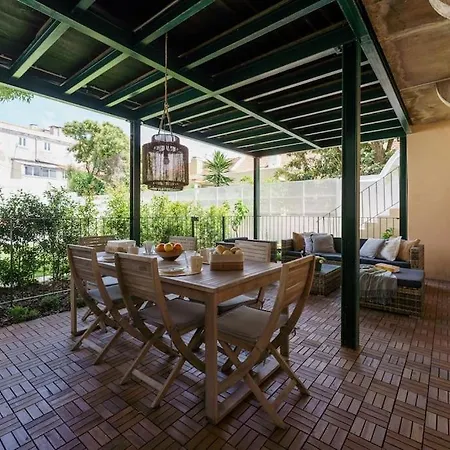 Lejlighed Charm With Patio *